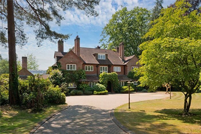 4 Bedroom Detached House For Sale In South Ridge, St George's Hill, Weybridge, Surrey, KT13