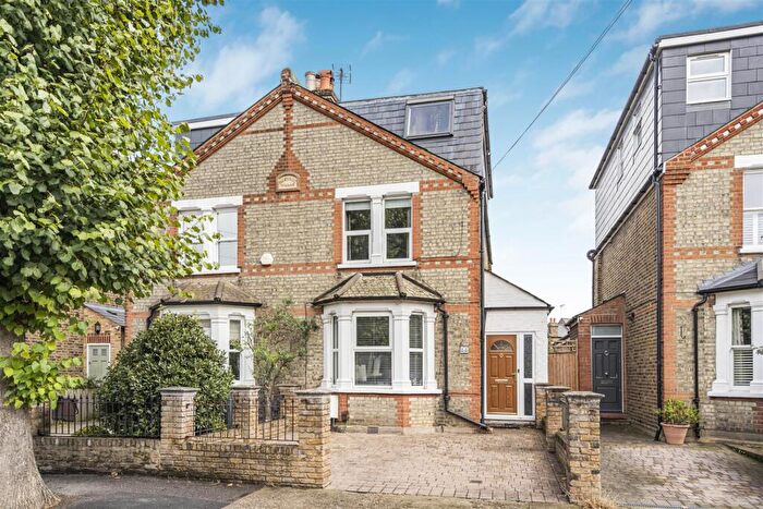 4 Bedroom Semi-Detached House To Rent In Canbury Avenue, Kingston Upon Thames, KT2