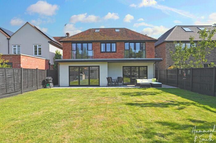 4 Bedroom Detached House For Sale In Lower Bury Lane, Epping, CM16