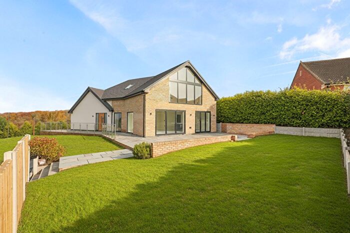 5 Bedroom Detached House For Sale In The Hill, Glapwell, S44