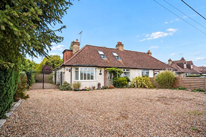 3 Bedroom Semi Detached House For Sale In Darrs Lane, Northchurch, HP4