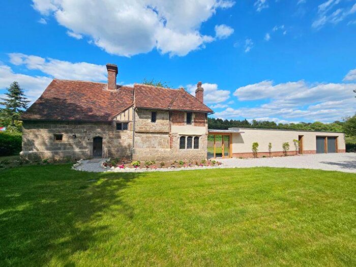 3 Bedroom Character Property For Sale In Boarley Lane, Sandling, Maidstone, ME14
