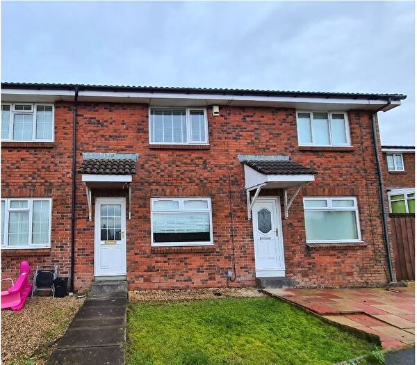 2 Bedroom Terraced House To Rent In Keswick Road, Glasgow, G75