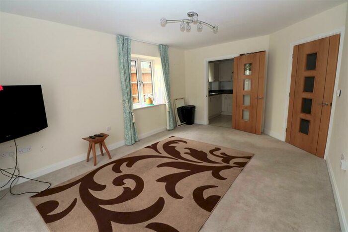 1 Bedroom Flat To Rent In Northwick Park Road, Harrow, HA1