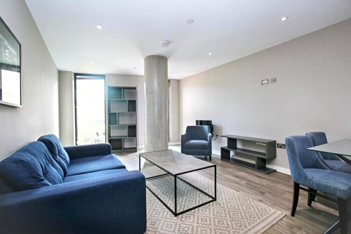 2 Bedroom Apartment To Rent In Burlington House Tariff Street, M1
