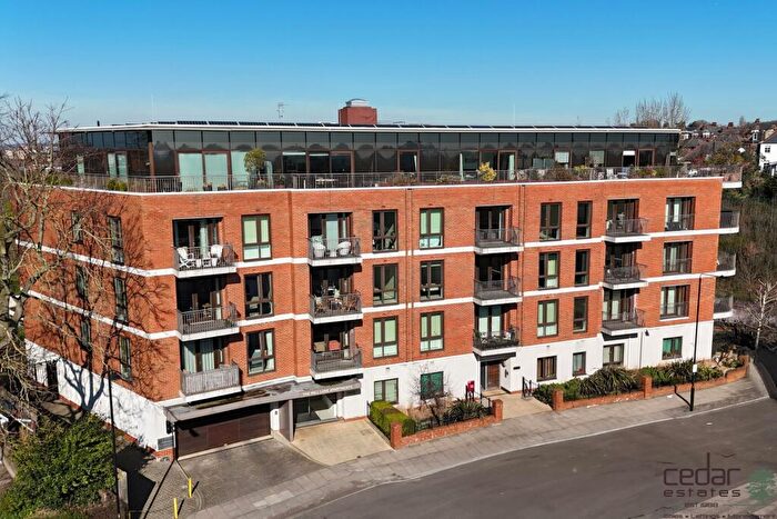 2 Bedroom Flat To Rent In Mill Apartments, West Hampstead, NW6