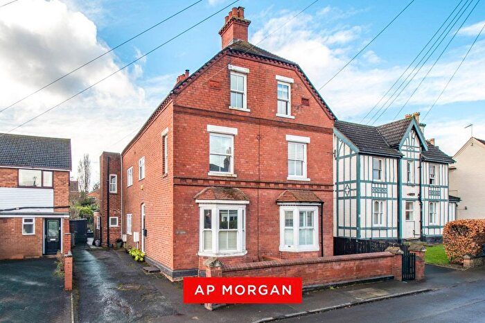 5 Bedroom Semi Detached House For Sale In Wood Street, Wollaston, Stourbridge, West Midlands, DY8