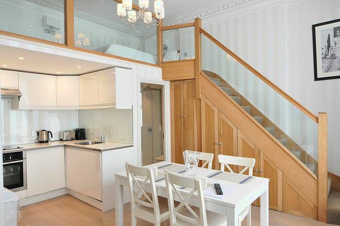 Studio To Rent In Holland Road, Kensington Olympia, London, W14