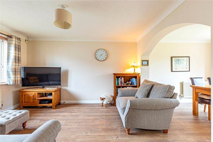 3 Bedroom Detached House For Sale In Guest Avenue, Emersons Green, Bristol, BS16