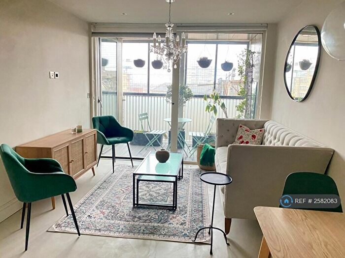1 Bedroom Flat To Rent In Macpherson Apartments, London, E2