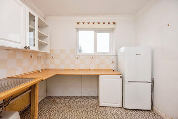 2 Bedroom Bungalow For Sale In Penwithick Park, Penwithick, St. Austell, Cornwall, PL26
