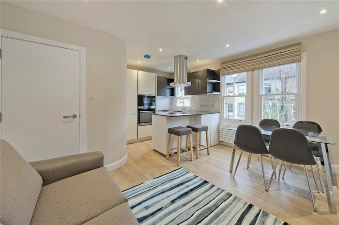 2 Bedroom Flat To Rent In Tunis Road, London W12