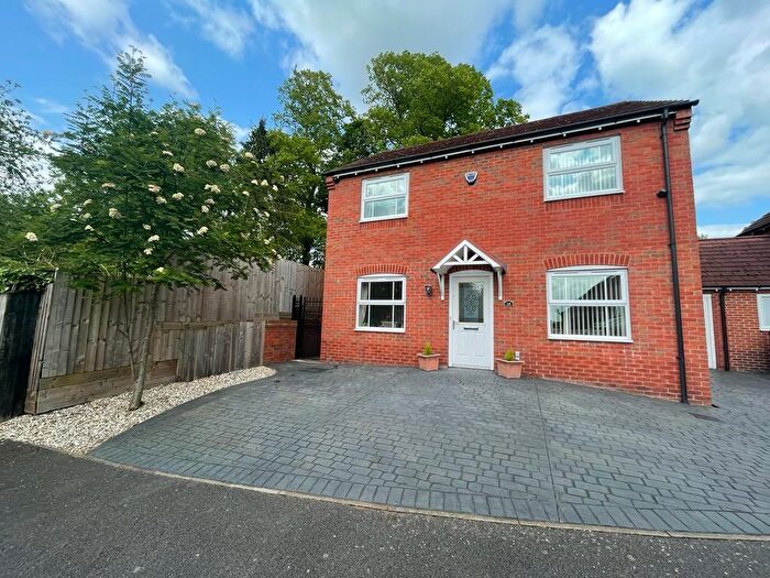 4 Bedroom Detached House To Rent In Manor School View, Overseal, Swadlincote, DE12