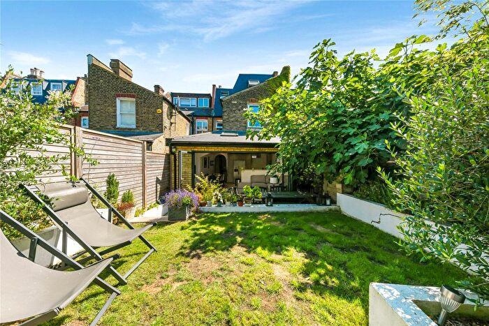 5 Bedroom Terraced House For Sale In Elsenham Street, Southfields, London, SW18
