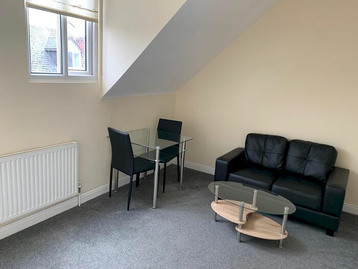 1 Bedroom Flat To Rent In Curzon Avenue, Longsight, Manchester, M14
