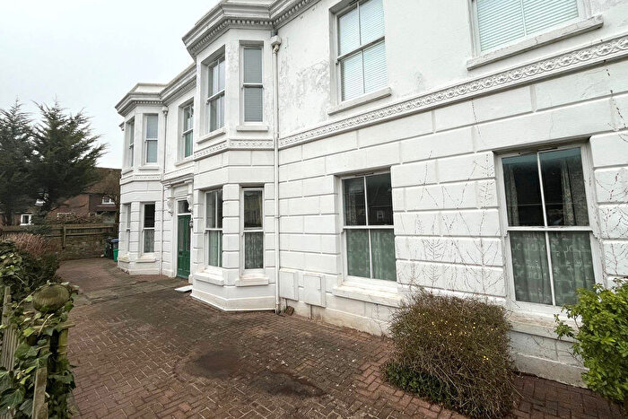 2 Bedroom Flat For Sale In St. Margaret's Bay, CT15