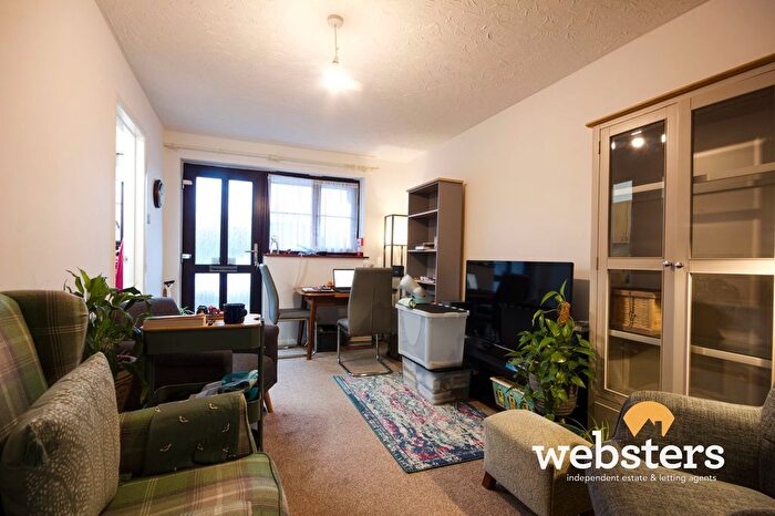 1 Bedroom Flat To Rent In High Street, Stalham, NR12