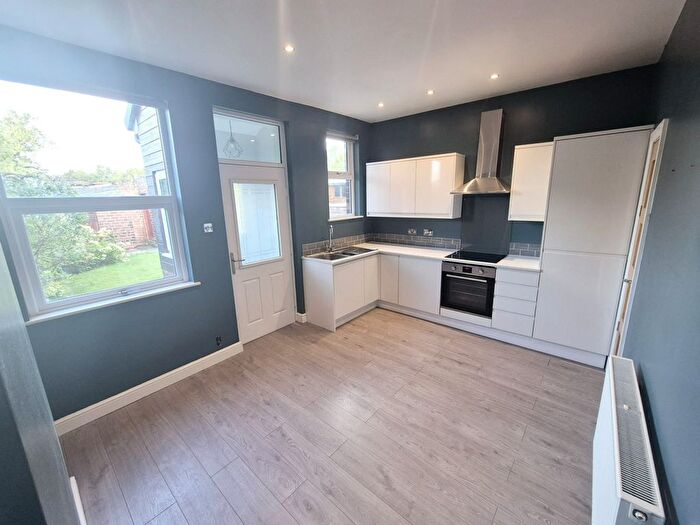 2 Bedroom End Terrace House To Rent In Horbury, WF4