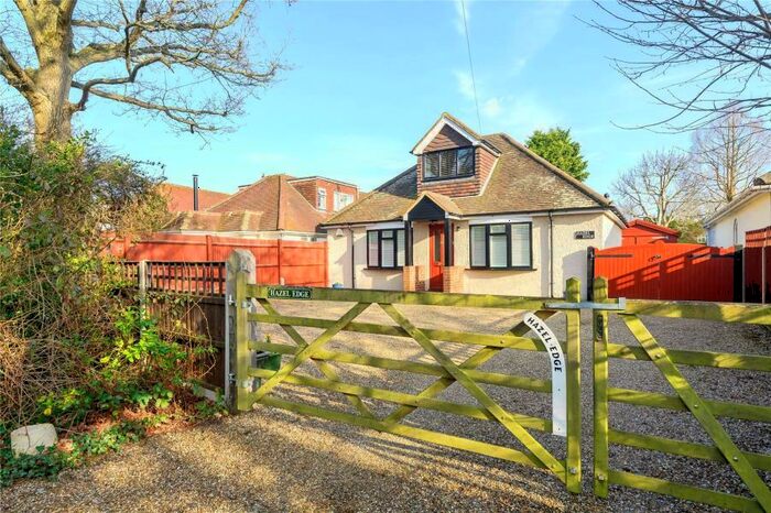 3 Bedroom Detached House To Rent In Chobham, GU24