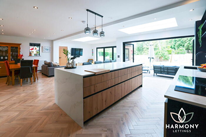 5 Bedroom Detached House To Rent In Old Birmingham Road, Marlbrook, Bromsgrove, B60