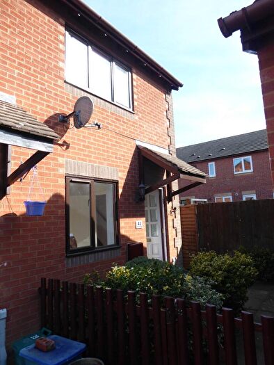 2 Bedroom Semi-Detached House To Rent In Flying Fields Road, Southam, Warwickshire, CV47
