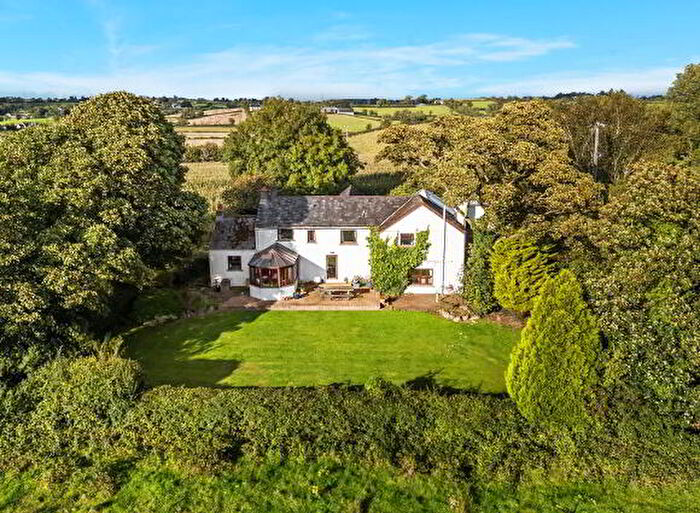 5 Bedroom Detached House For Sale In Old Ballynahinch Road, Lisburn, BT27