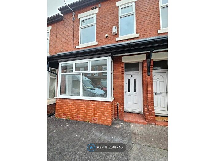 3 Bedroom Terraced House To Rent In Herschel Street, Manchester, M40