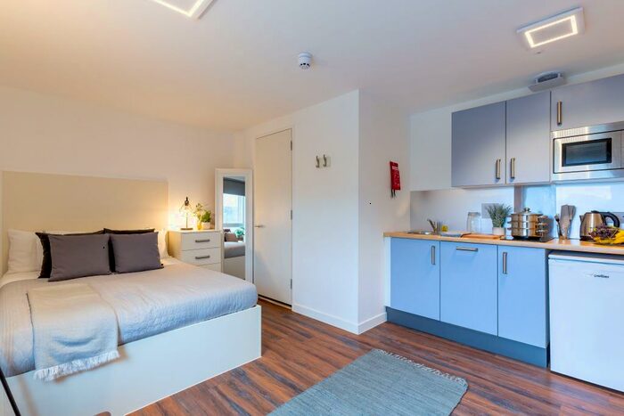 Flat To Rent In Hollingdean Road, Brighton, BN2