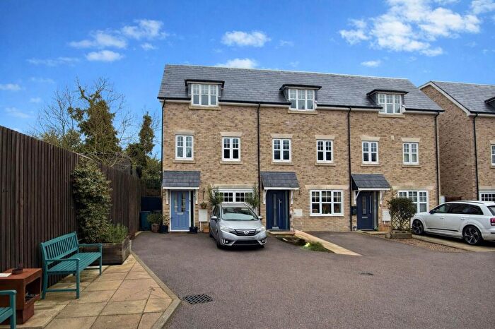 4 Bedroom End Of Terrace House For Sale In Timber Close, Stanstead Abbotts, SG12