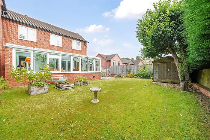 3 Bedroom End Of Terrace House To Rent In Leaver Road, Henley-On-Thames, Oxfordshire, RG9