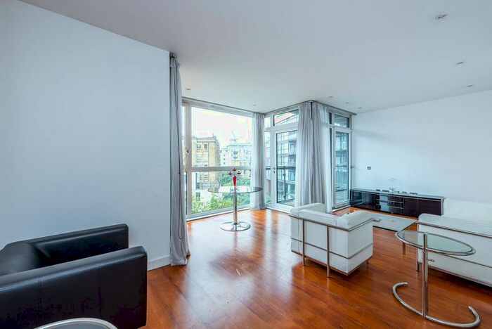 2 Bedroom Flat To Rent In Gatliff Road, Chelsea, London, SW1W