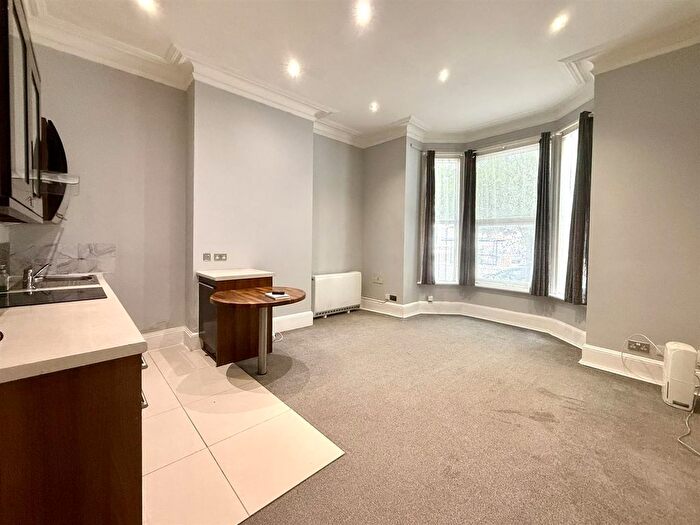 1 Bedroom Property To Rent In London Road, Portsmouth, PO2