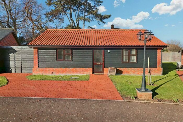2 Bedroom Detached Bungalow For Sale In Chapel Road, Carlton Colville, Lowestoft, NR33