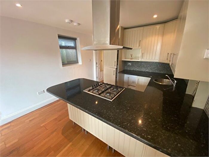 1 Bedroom Flat To Rent In Stourcliff Avenue, Southbourne, BH6