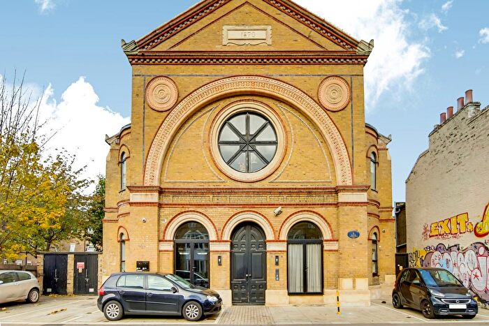 2 Bedroom Flat To Rent In Old Ford Road, London, E3