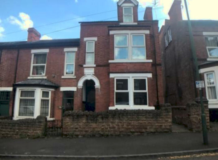 7 Bedroom Semi-Detached House To Rent In Albert Grove, Nottingham, NG7