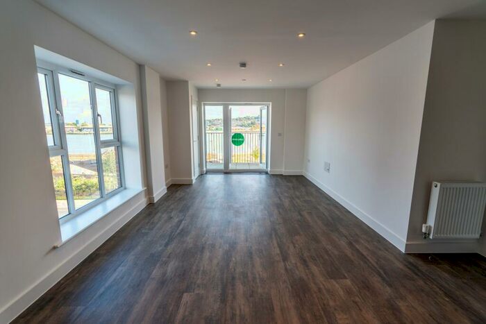 2 Bedroom Apartment To Rent In Blue Boar Wharf, Glenway Road, Rochester, ME1