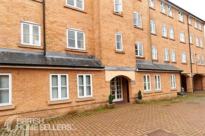 2 Bedroom Apartment For Sale In West Allington, Bridport, Dorset, DT6