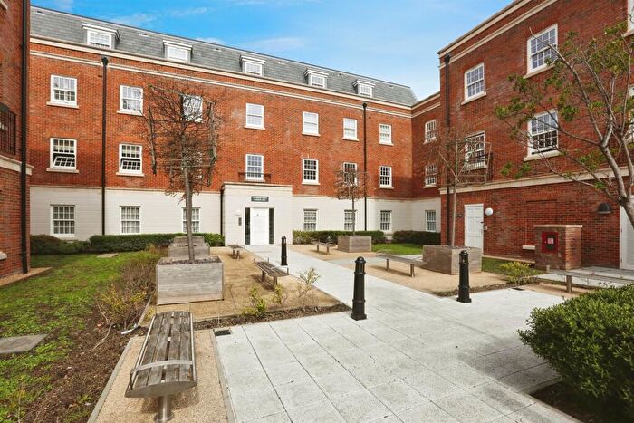 1 Bedroom Apartment For Sale In Weevil Lane, Gosport, PO12