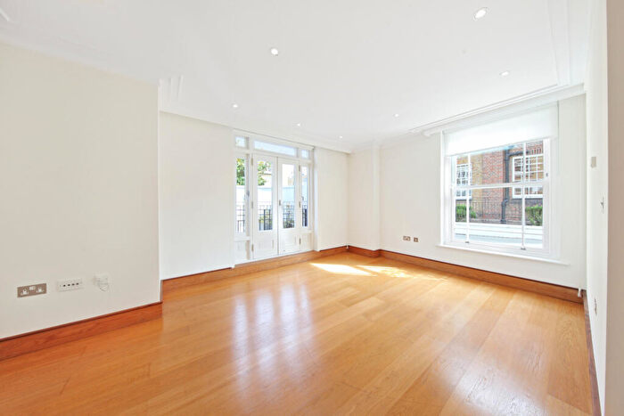 5 Bedroom Detached House To Rent In Acacia Road, St Johns Wood, NW8