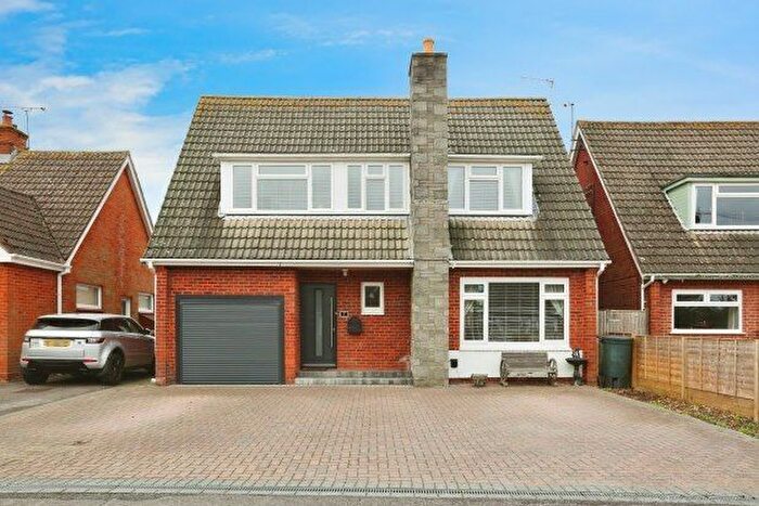 4 Bedroom Property To Rent In Laurel Road, Southampton, SO31