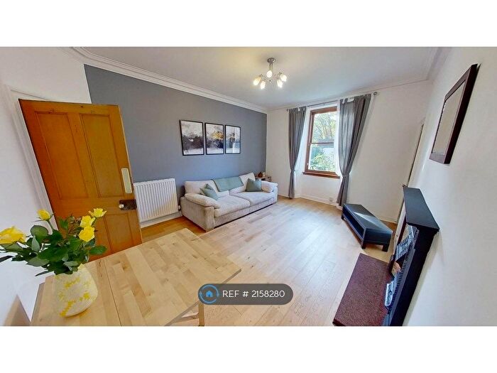 2 Bedroom Flat To Rent In Jordan Lane, Edinburgh, EH10