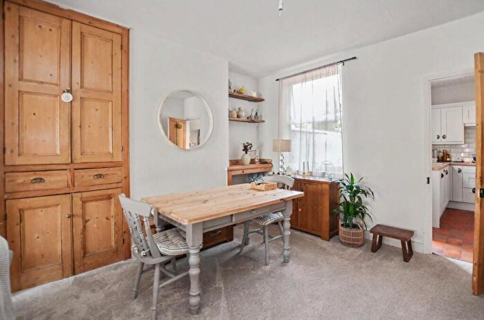 2 Bedroom Terraced House For Sale In Washington Street, Northampton, NN2