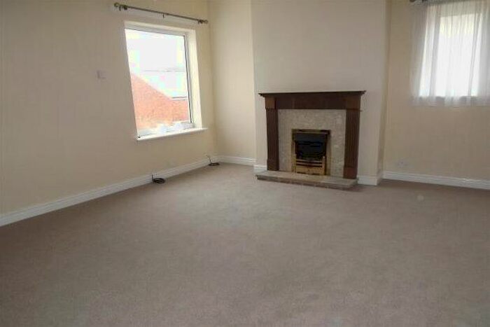 2 Bedroom Flat To Rent In Thanet Street, Chesterfield, S45