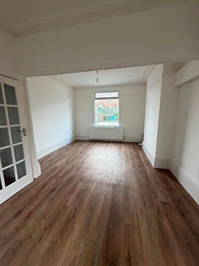 4 Bedroom Terraced House To Rent In Grey Street, Hull, HU2