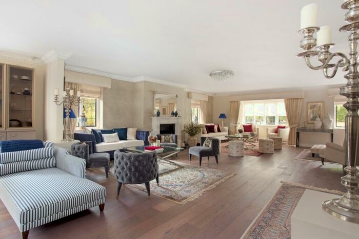 6 Bedroom Detached House To Rent In The South Border Purley, CR8