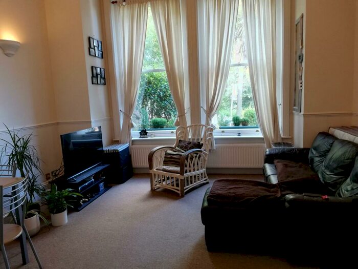 1 Bedroom Apartment To Rent In North Road, Maidenhead, SL6