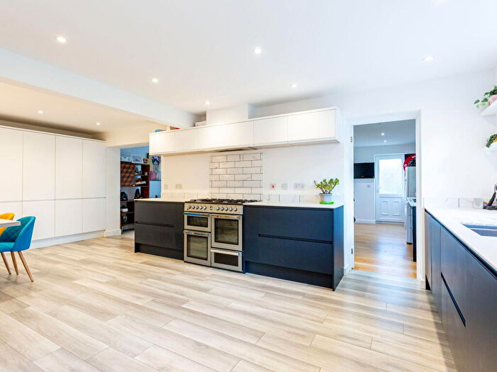 5 Bedroom Detached House For Sale In Rosewood Grove, Roundswell, Barnstaple, North Devon, EX31