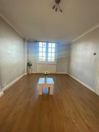 3 Bedroom Flat To Rent In Station House Mews, London, N9