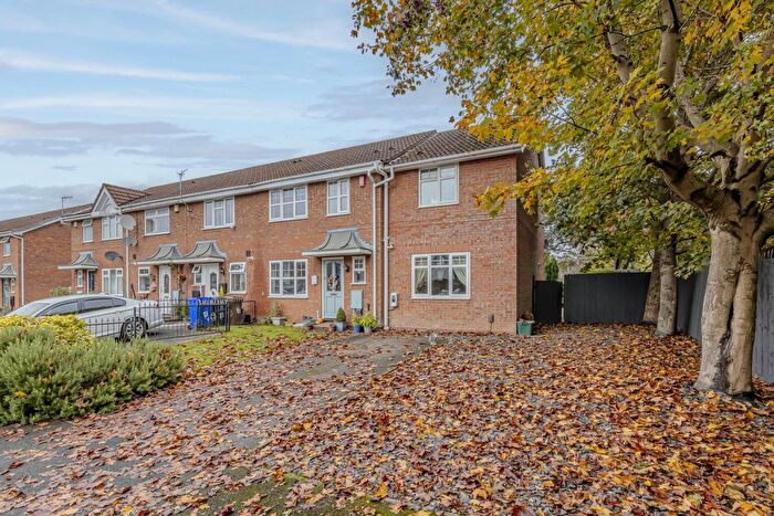 4 Bedroom Semi-Detached House For Sale In Odell Grove, Stoke On Trent, ST6